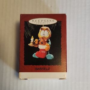 **5 For $20 Hallmark Keepsake Garfield Ornament